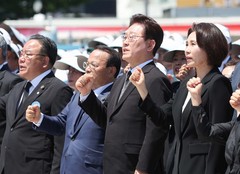 이 대통령 내외, 부마민주항쟁 기념식 참석…민주주의 정신 기려