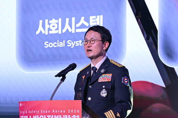 靑 "이 대통령 지시로 소방청장 감찰 착수…개인 비위"(종합)
