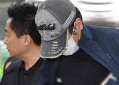 '배우 김규리 자택 침입' 40대 남성 구속 송치