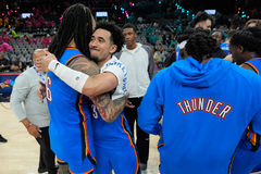 '벤치 멤버 맹활약' NBA 오클라호마, 서부 결승 3차전 승리…2승 1패 우위