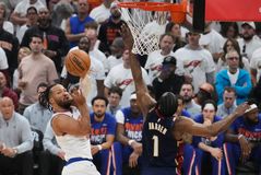 NBA 뉴욕, 클리블랜드에 3연승…파이널까지 단 1승 남아