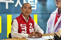 [6·3부산]박민식 "여론조사 표본 정치적 오염 의심…선거 도구로 전락"