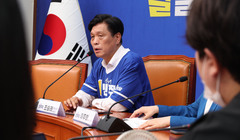 조승래 '김용남 대부업 의혹'에 "불법 판단 근거 취약…완주 당연"(종합)