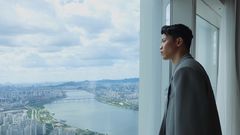 "대한민국 축구 화이팅" 롯데호텔, 황희찬 선수와 럭키드로우