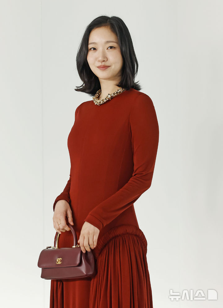 샤넬 포토행사 참석한 김고은