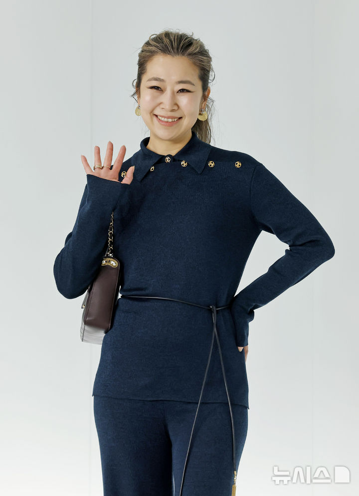 샤넬 포토행사 참석한 매기 강
