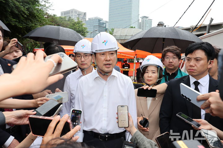 발언하는 장동혁 대표