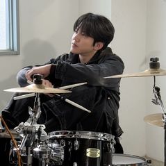 데이식스 도운, 열애설에 "나 어디 안 간다"