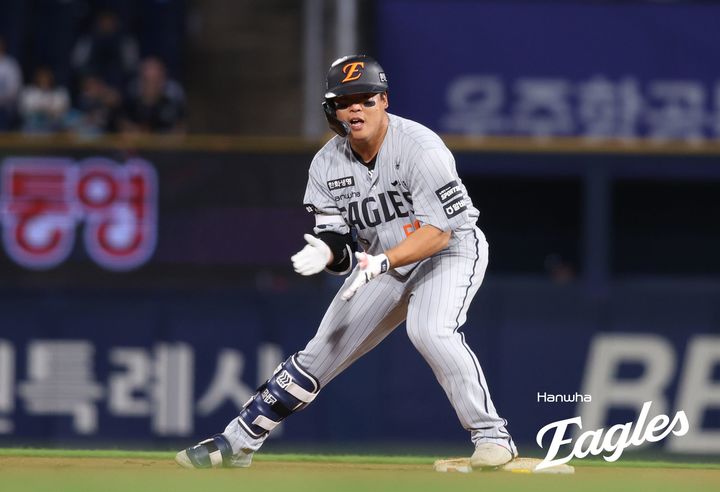 한국 스포츠, 월드컵과 프로야구의 흥미로운 전개