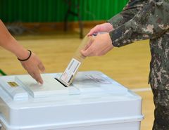 경기지역 지방선거 사전투표 첫날 정오 투표율 3.96%