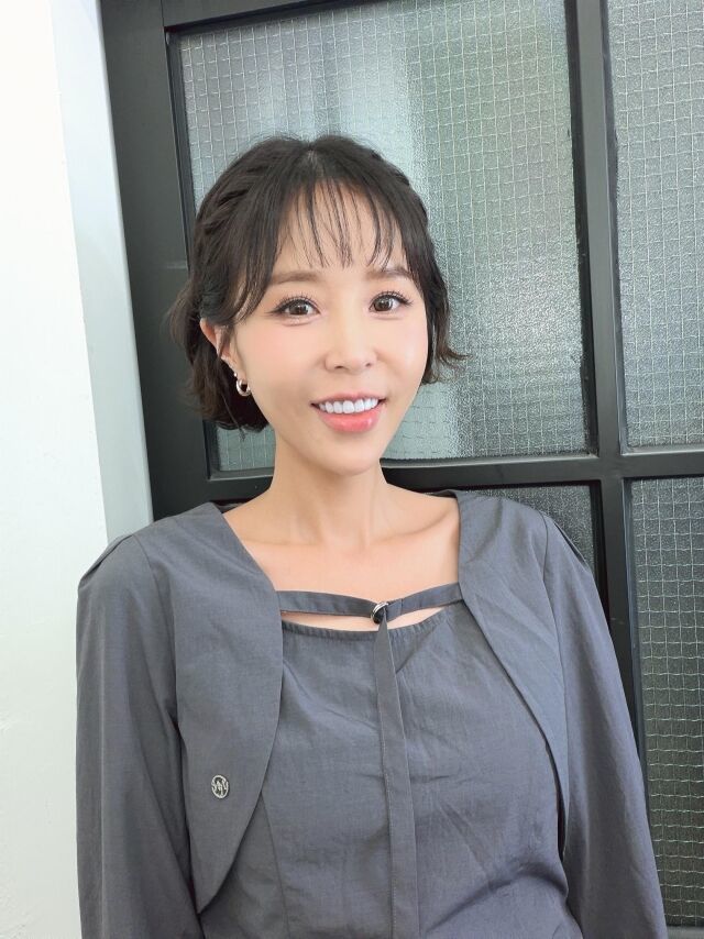 결혼 후 얼굴 반쪽 된 신지…너무 마른 근황 공개