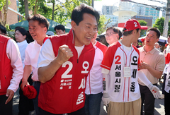 오세훈 "한 표가 총알보다 강해…이 대통령 정신 차리게 해달라"