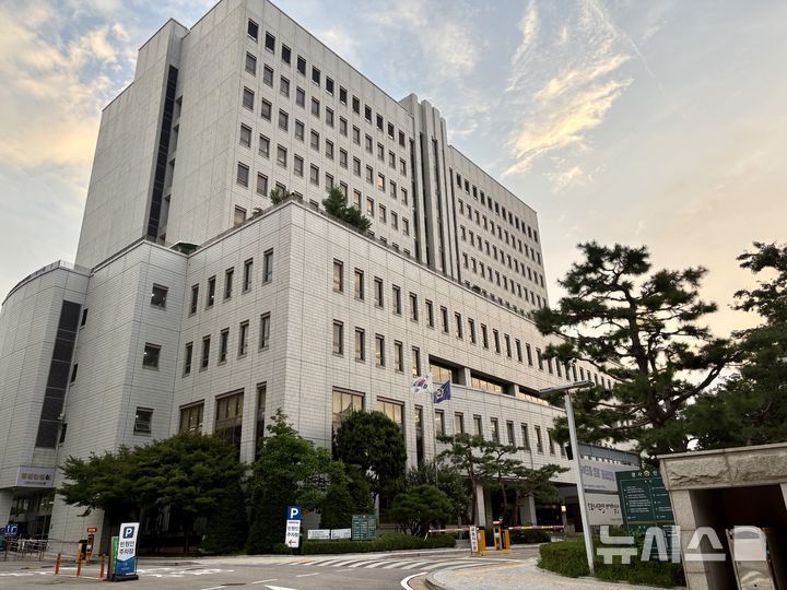 '300억대 주가조작' 벤처투자사, 1심서 벌금 50억-징역 집행유예