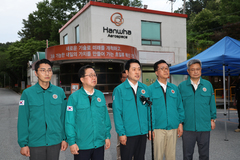 장동혁, 한화에어로 사고 현장 방문…"사고 현장에 대통령은 안 보여"