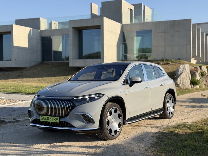 [시승기] "정숙성에 안락함 더했다"…전기차로 정점 찍은 '마이바흐 EQS 680 SUV'