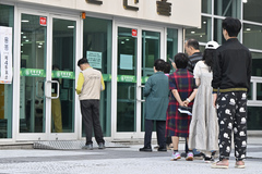  "말이 아닌 일 잘 할 사람 뽑았어요"…투표소 시민 발길 이어져[6·3지방선거]