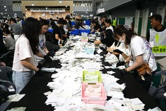 견제 없는 지방권력…광주·전남 27개 기초의원 75%는 민주당