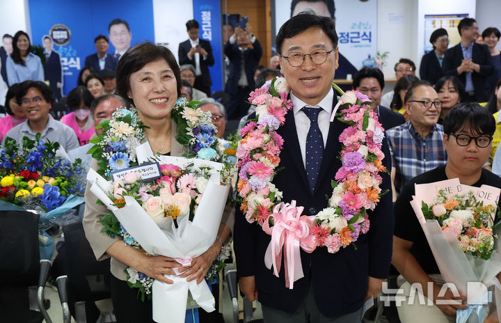 '당선 유력' 정근식 서울시교육감 후보 "끝까지 책임 다할 것" [뉴시스Pic]