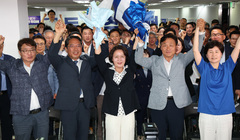 민주 압승론 빗나간 경기 민심…'미완의 승리' 남겼다