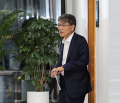 공식 사과만 네 번째…노태악 중앙선관위원장 반복되는 사과