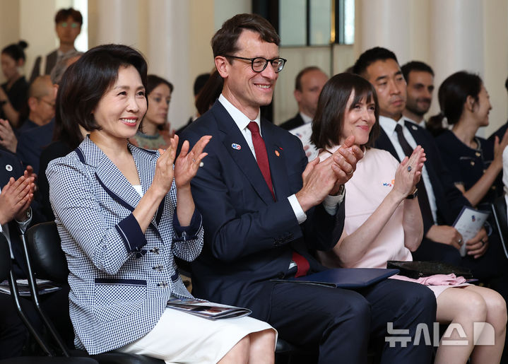 김혜경 여사, 한·프 수교 140주년 "문화 교류 통해 가까운 동반자" [뉴시스Pic]
