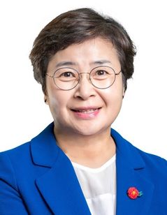 여성 첫 제주도의원 3선 민주 강성의…최초 女의장 기대[화제의 당선인]