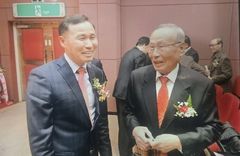 [화제의 당선인]父에 이어 아들도 태안군수…국힘 윤희신