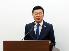 수장 바뀐 충북도 '김영환표 사업' 흔들…신용한, 재검토