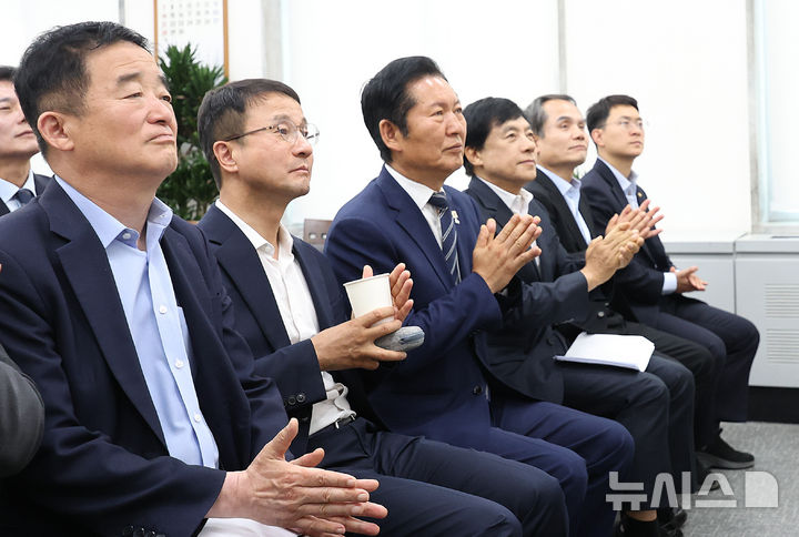 정청래 "이재명 대통령 대체불가" [뉴시스Pic]