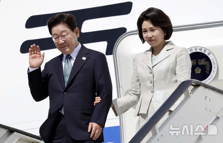 이재명 대통령, 벨기에 도착 '취임 후 첫 유럽 순방 시작' [뉴시스Pic]
