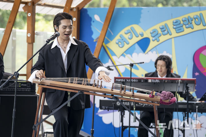 이한철이 그리는 '여우락'…