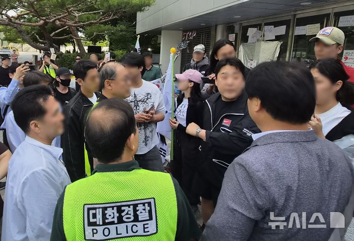 [오늘의 뉴스종합] 체육단체의 시위 장기화, 프로야구 선수들의 활약, 북중미 월드컵 중계 권고