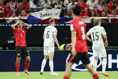 '아깝다 손흥민 슈팅!' 홍명보호, 체코와 전반 0-0으로 마쳐