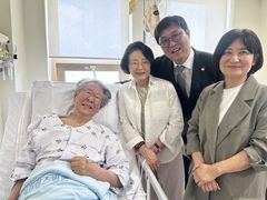 최휘영 장관, 입원 중인 최불암 만나…"퇴원하면 막걸리 한잔"