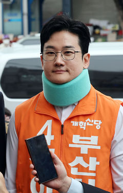 '정이한 후보, 음료수 테러 자작극 의혹' 경찰 수사(종합)