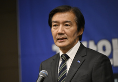 조국 "제 딸 국회의원 출마 검토한 적 없어…허위사실"