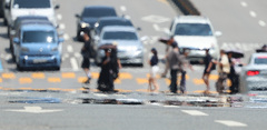 '월드컵 2차전' 낮 최고 33도…밤에는 강한 비[오늘날씨]