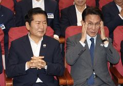 민주당 차기 당권 주자 정청래-김민석의 신경전 [뉴시스Pic]