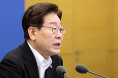 李 "호남에 물 충분…삼성·하이닉스, 용수 부족 지역에 공장 설립할만큼 어리석지 않아"(종합)