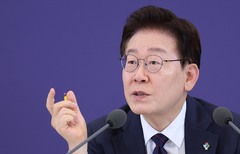 李, '호남 반도체 투자' 공세에 "공직자 설득으로 CEO들 결단…칭찬받아 마땅"(종합2보)