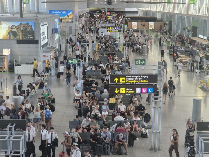 韓 지역공항 살릴 해법은?…연 2500만명 말라가 공항서 찾다