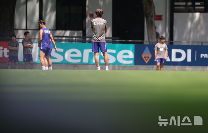 32강 '경우의 수' 세는 홍명보호…일단 벨기에전 대비 훈련 [뉴시스Pic] 