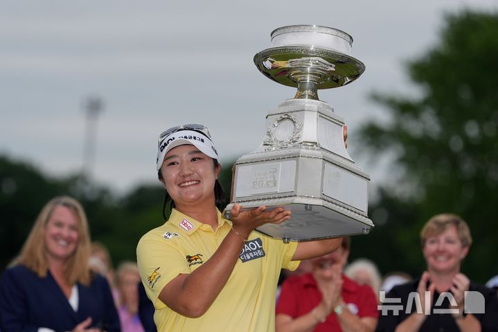 유해란의 메이저 우승과 한국 축구의 월드컵 탈락, 아시아컵에 대한 기대감
