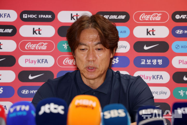 홍명보 감독, 32강 진출 실패 관련 입장 발표
