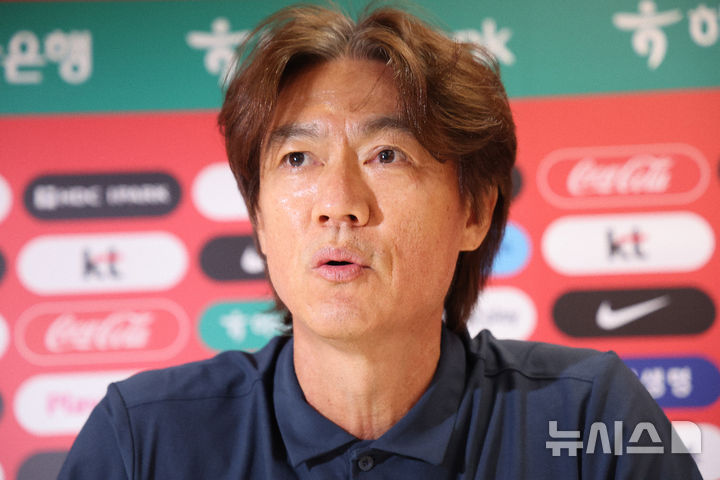 홍명보 감독, 32강 진출 실패 관련 입장 발표