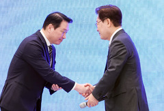 이 대통령, 최태원과 비공개 만찬…반도체팹·대미투자 논의한 듯