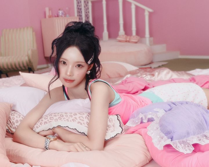 거제소녀·갸루귀신·신라공주·메이즈러너·수원왕발가락, 잠시 안녕…'전국구 아이돌' 리센느 5人5色