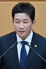 "비데 학생은 없고, 교직원은 있고…교육현장 공정해야"