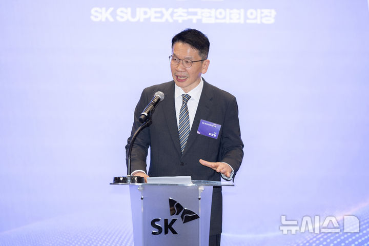 최창원 부회장, SK디스커버리·SK가스 상반기 보수 24억…