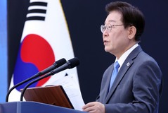 이 대통령 "3대 메가프로젝트, 지지율 관리 수단이었다면 지선 전 시작했을 것"